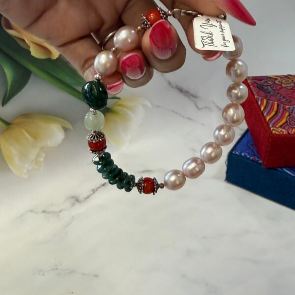 Alternative view of Protection & Purify Negativity Pearl Bracelet