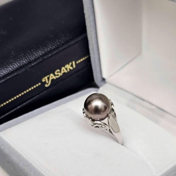 Alternative view of Tahiti Black Grey Pearl Collection