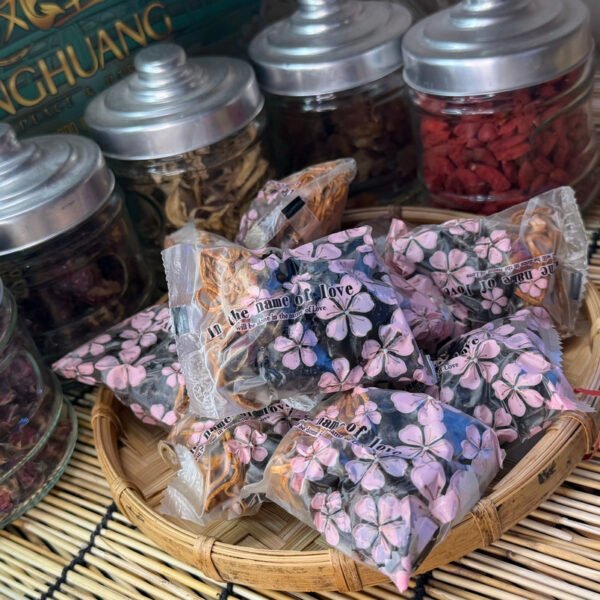 Alternative view of Black Fivefold Harmony Tea